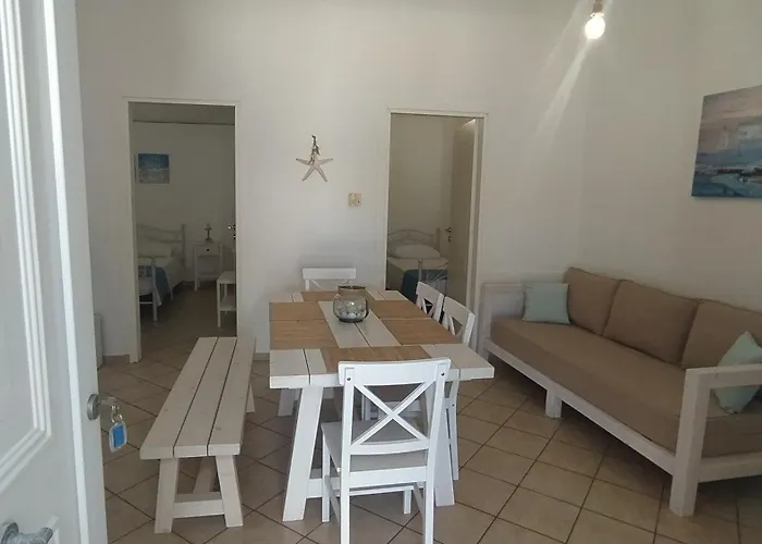 House Paraporti * Ándros