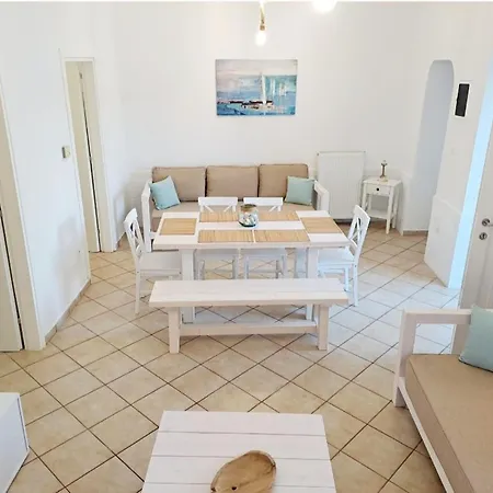 House Paraporti * Andros Town
